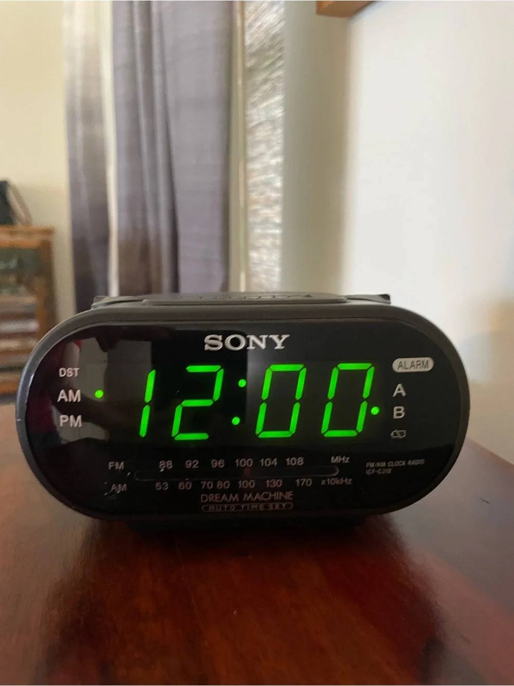 Sony Dream Machine FM/AM Clock Radio Dual Alarm - Black